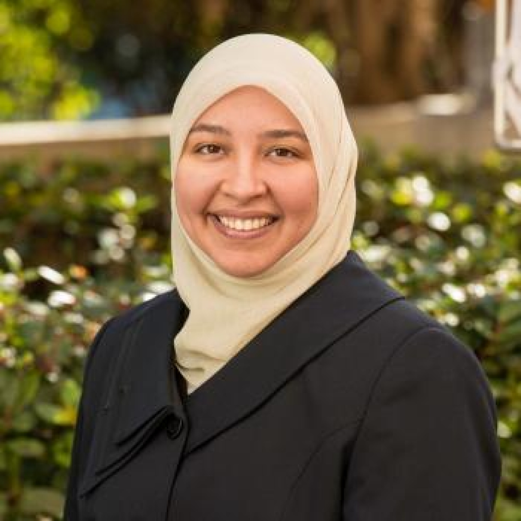 Dr Rania